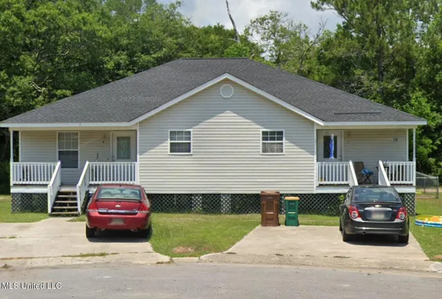 $235,000 | 20021 Sunshine Drive, Unit A & B, Long Beach, MS 39560