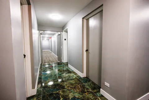 $1,250 | 5314 North Damen Avenue, Unit 407, Chicago, IL 60625