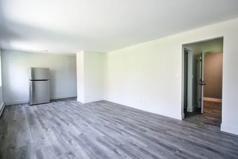 $1,250 | 5314 North Damen Avenue, Unit 407, Chicago, IL 60625