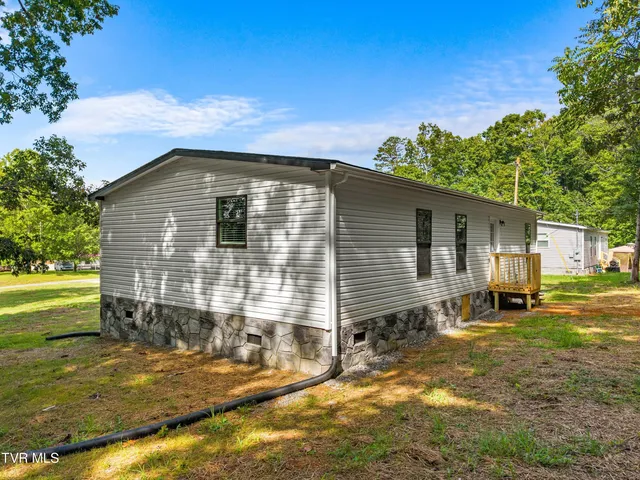 $222,000 | 128 Willis Drive, Rogersville, TN 37857