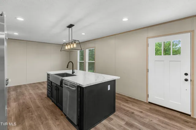 $222,000 | 128 Willis Drive, Rogersville, TN 37857