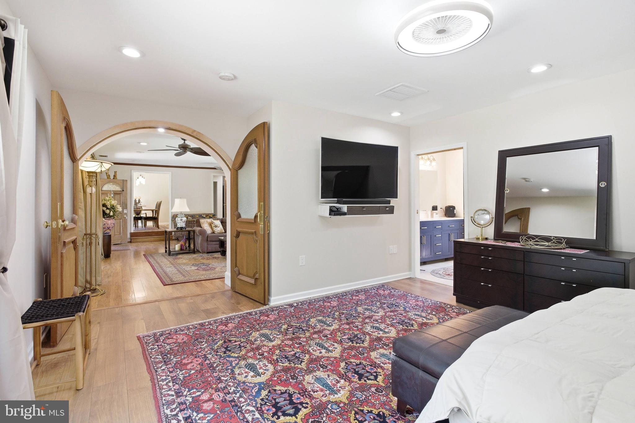 11701 Braddock Road Fairfax, VA 22030 - Photo 19 of 70