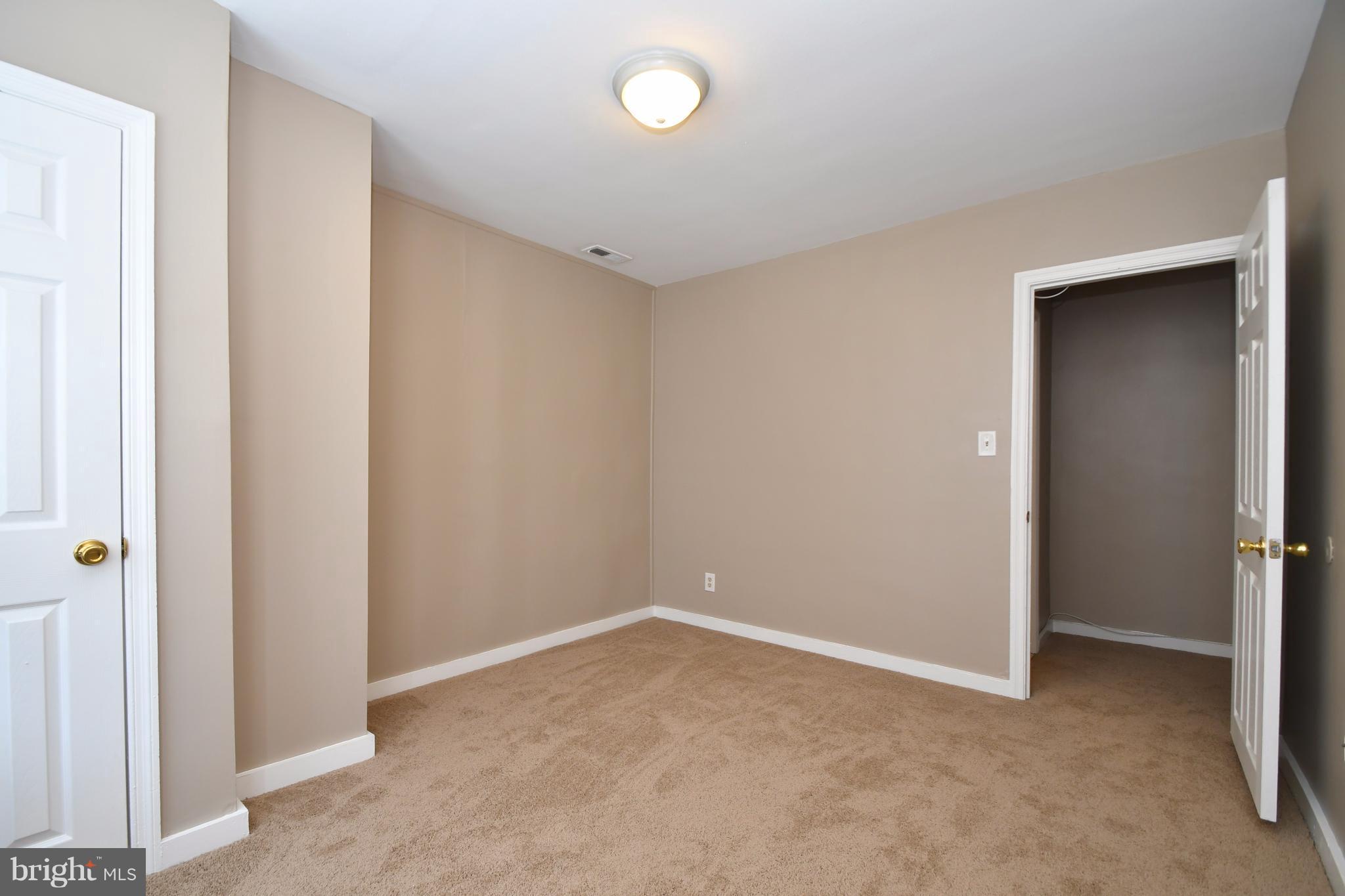2950 Cornwall Road Baltimore, MD 21222 - Photo 17 of 30 2nd Bedroom