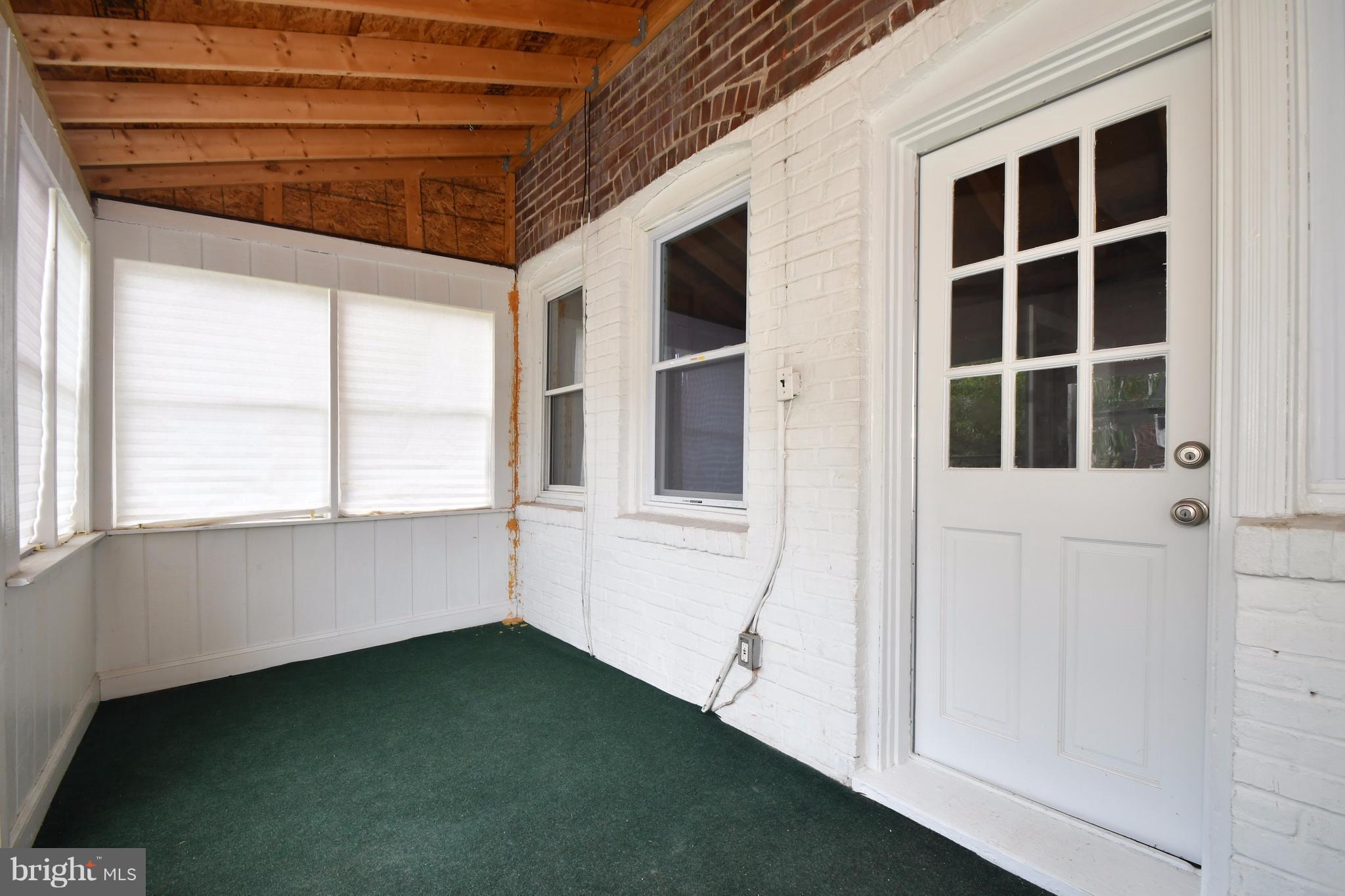 2950 Cornwall Road Baltimore, MD 21222 - Photo 26 of 30 Screened in Back Porch
