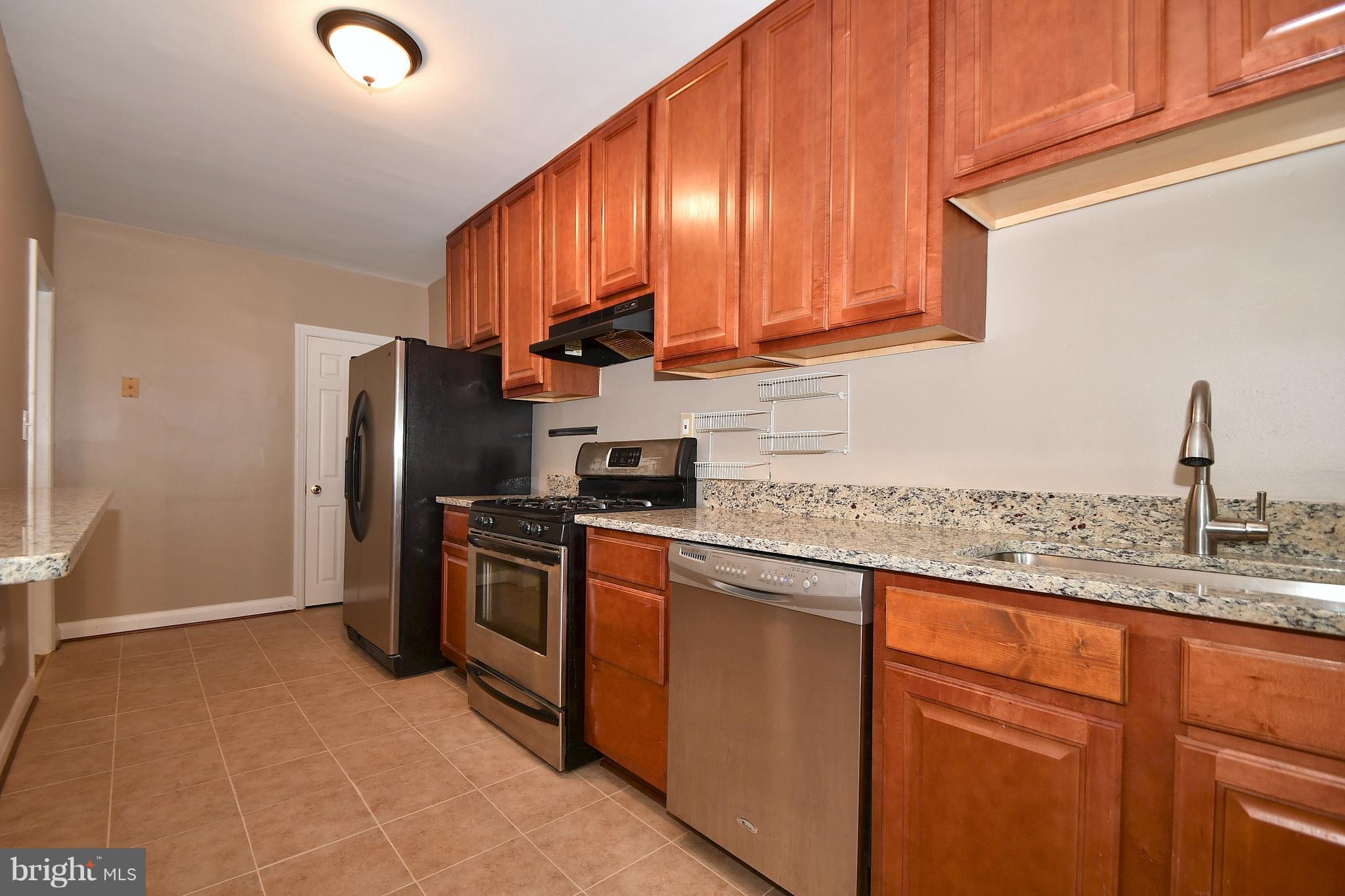 2950 Cornwall Road Baltimore, MD 21222 - Photo 8 of 30 Kitchen