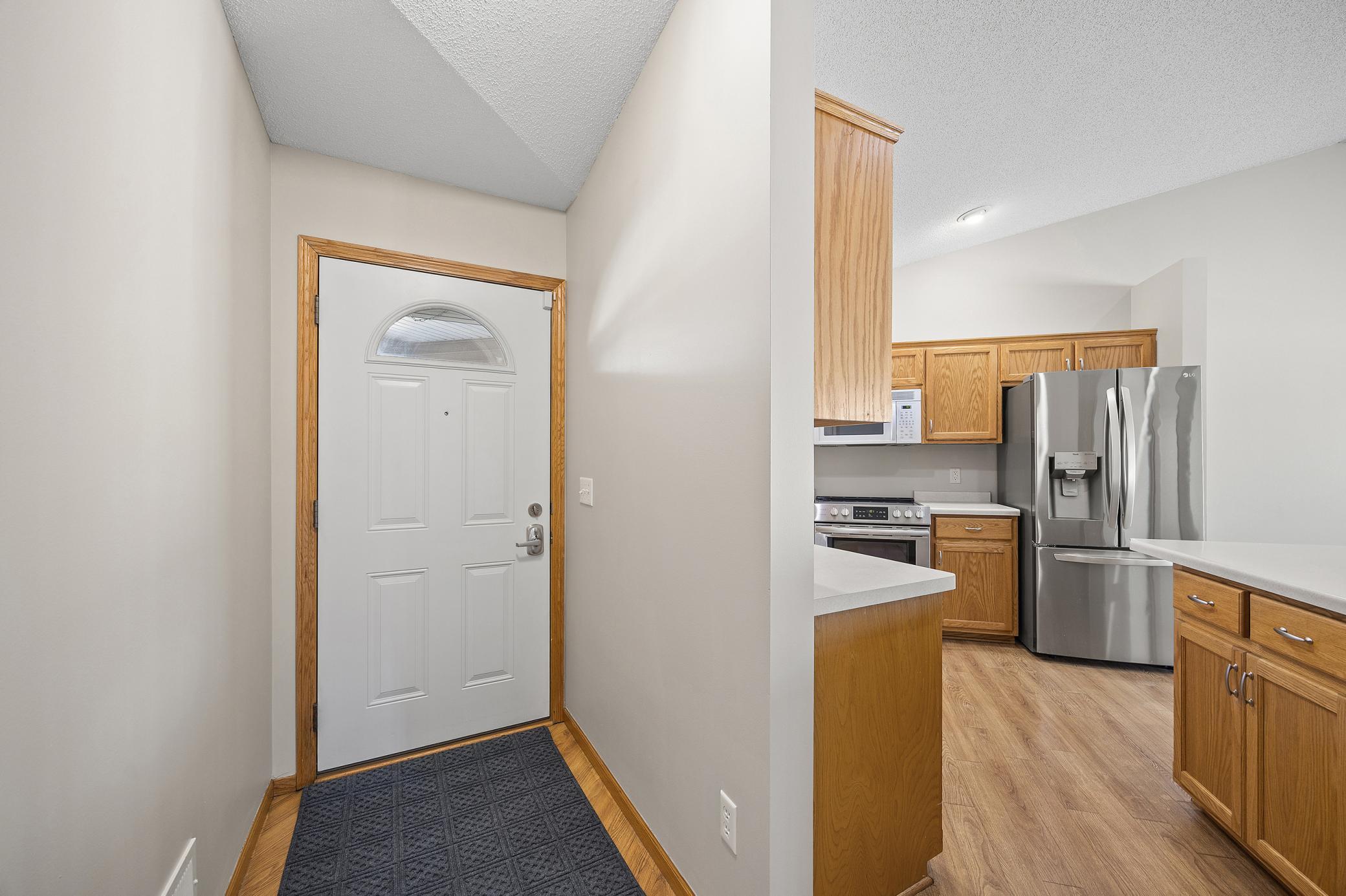 609 Danielson Court Maple Lake, MN 55358 - Photo 5 of 31