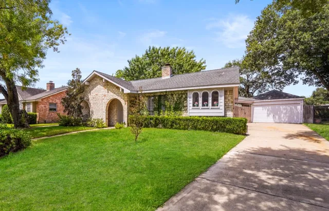 $2,300 | 21106 Park Villa Drive, Katy, TX 77450