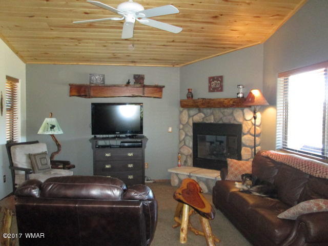 1891 North Bison Ridge Trail, Unit 12 Show Low, AZ 85901 - Photo 4 of 33