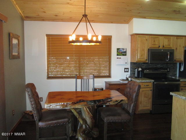 1891 North Bison Ridge Trail, Unit 12 Show Low, AZ 85901 - Photo 6 of 33