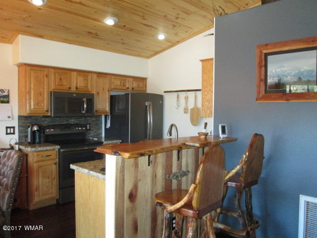 1891 North Bison Ridge Trail, Unit 12 Show Low, AZ 85901 - Photo 7 of 33