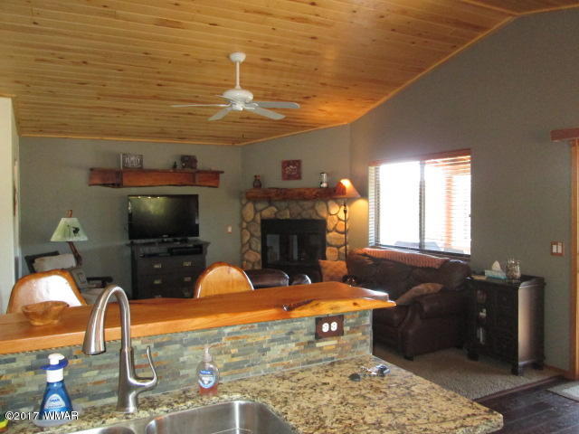 1891 North Bison Ridge Trail, Unit 12 Show Low, AZ 85901 - Photo 9 of 33