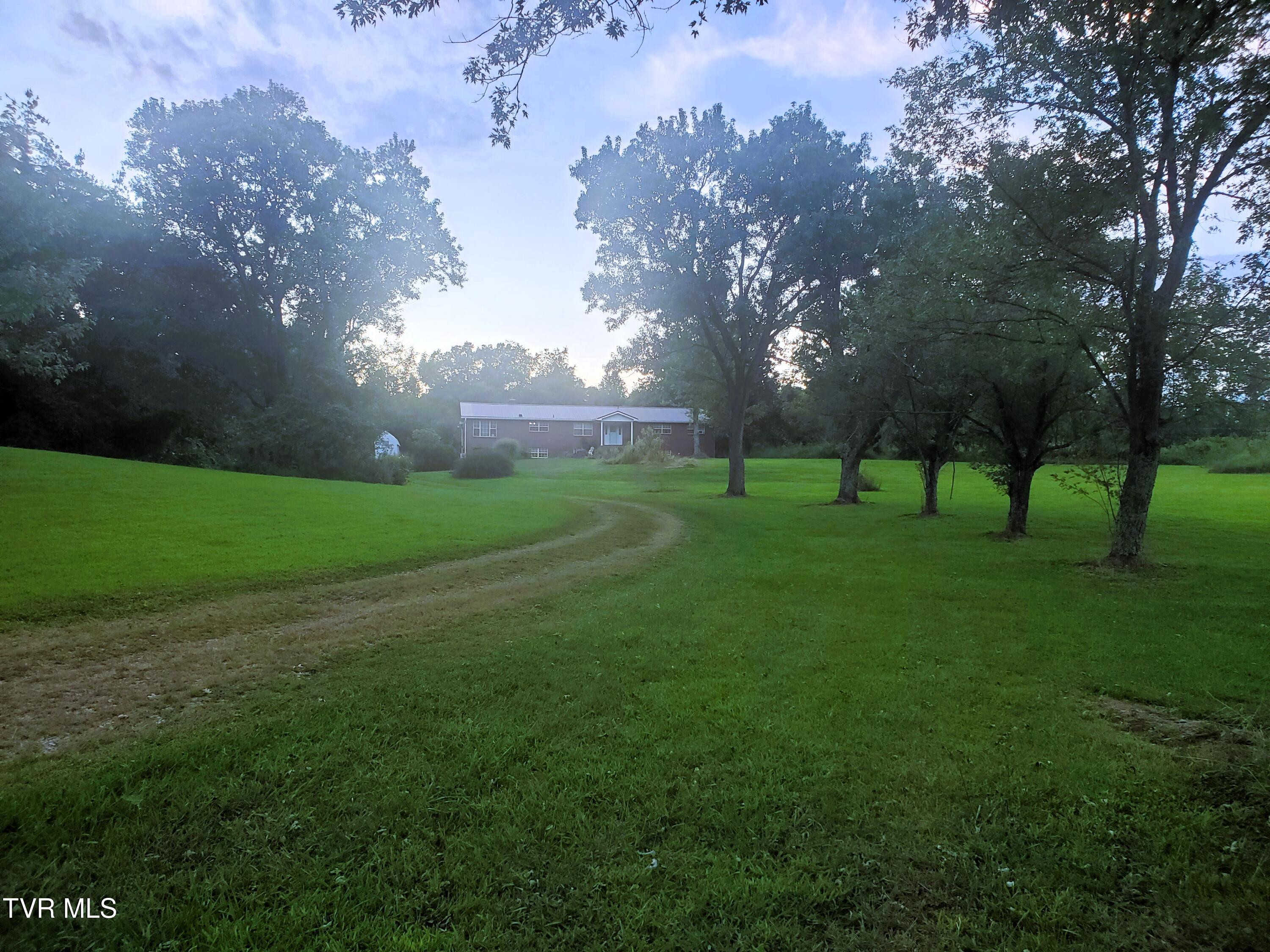 1865 Rheatown Road Chuckey, TN 37641 - Photo 2 of 11 20250901_195304