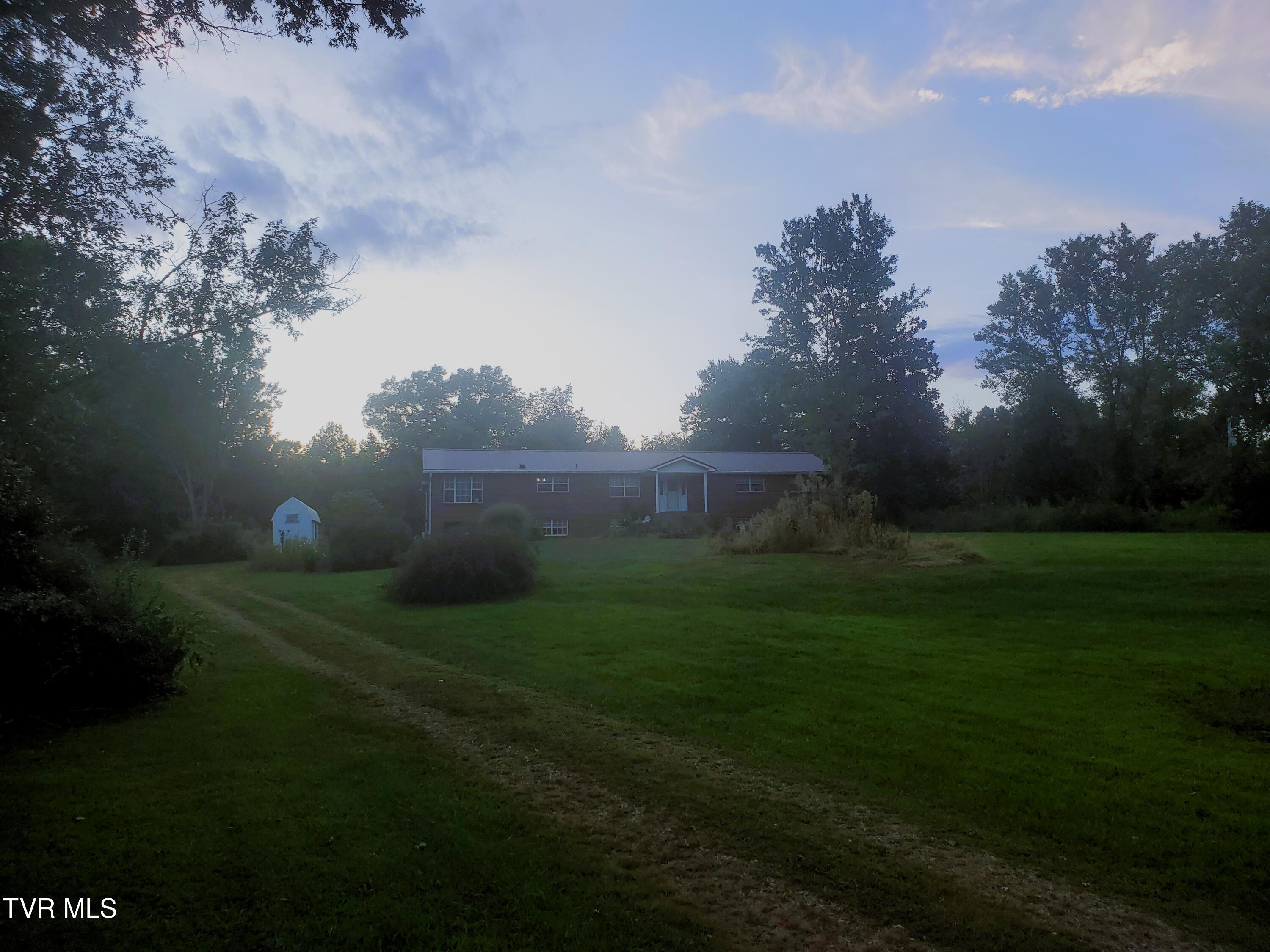 1865 Rheatown Road Chuckey, TN 37641 - Photo 3 of 11 20250901_195502_001