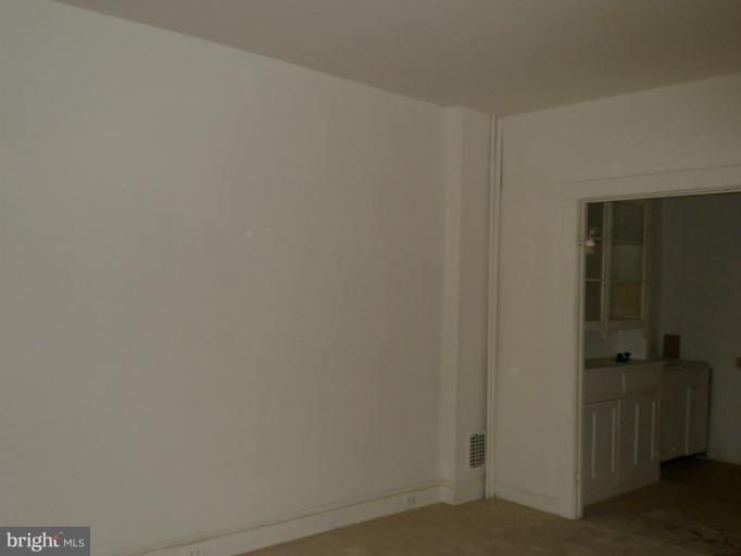 4018 Falls Road Baltimore, MD 21211 - Photo 11 of 19 Dining Room