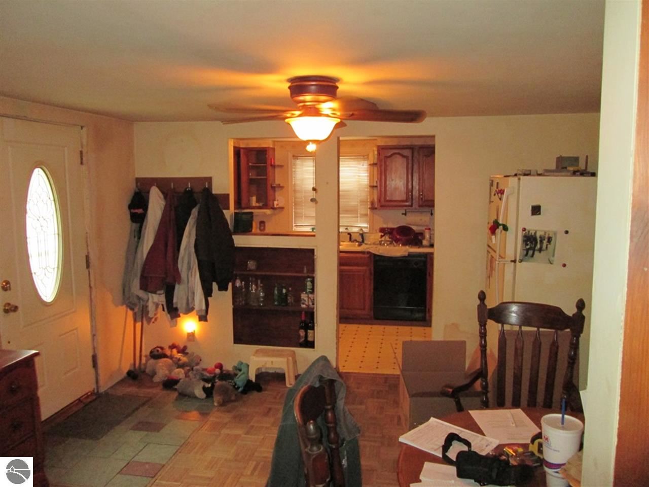 612 Rockingham Avenue Alma, MI 48801 - Photo 2 of 16 1781827-1.JPG