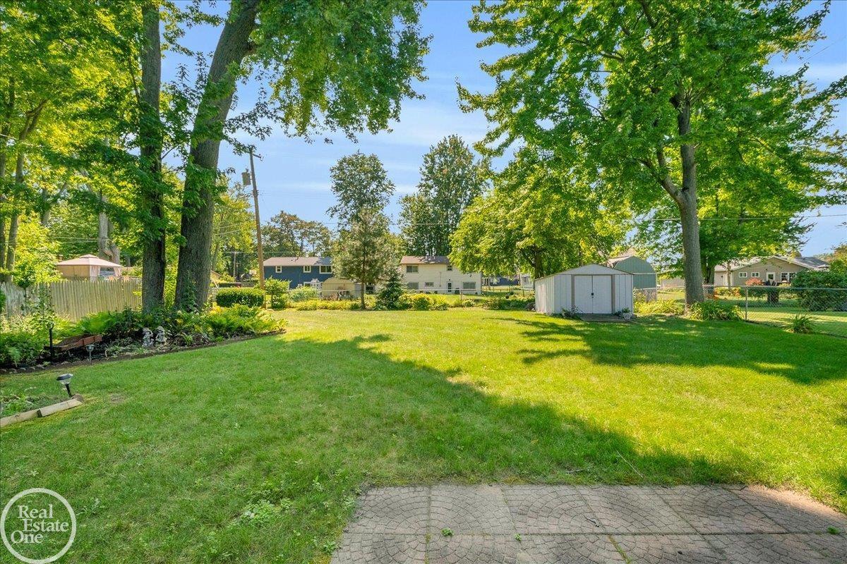 4975 Lakeshore Road Fort Gratiot, MI 48059 - Photo 33 of 33 Gallery Image 33