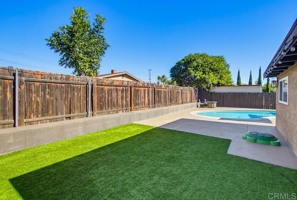8838 Innsdale Avenue Spring Valley, CA 91977 - Photo 33 of 38 a house view with a garden space