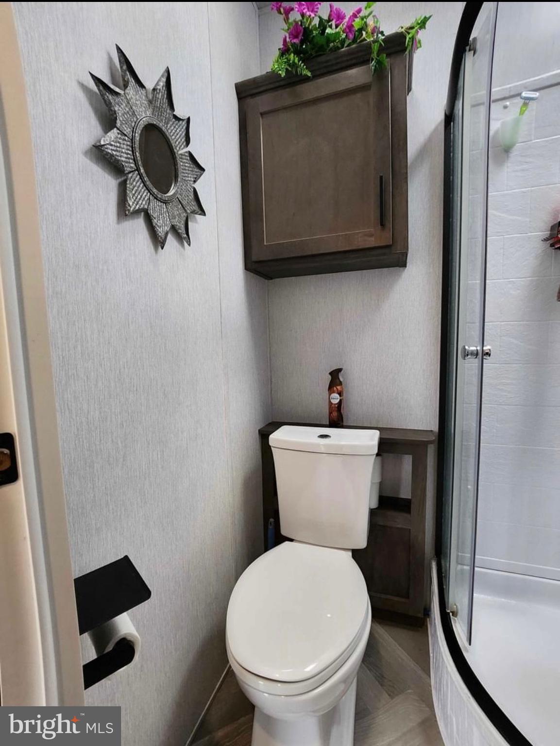 515 Corsons Tavern Road, Unit I18 Ocean View, NJ 08230 - Photo 16 of 21 main bathroom