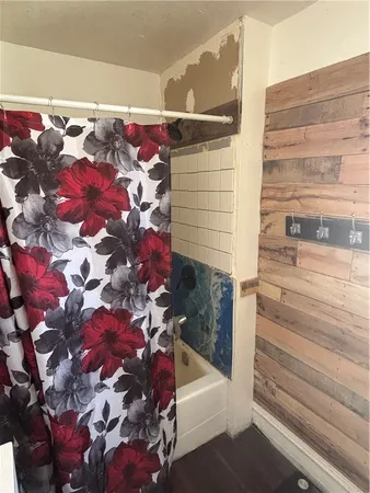 $43,900 | 215 Seymour Street, Hornell, NY 14843