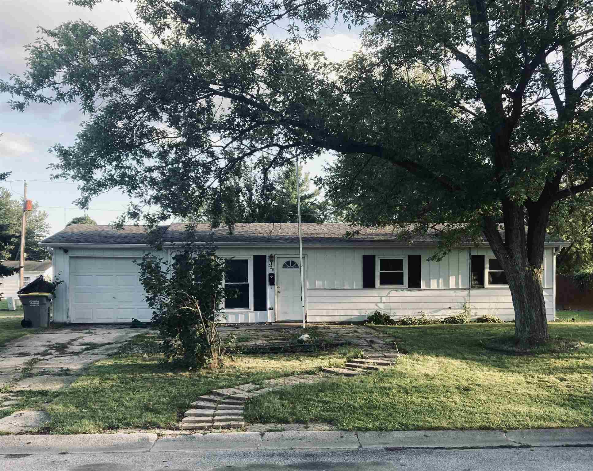 320 North Park Lane Butler, IN 46721 - Photo 1 of 9 Gallery Image 1