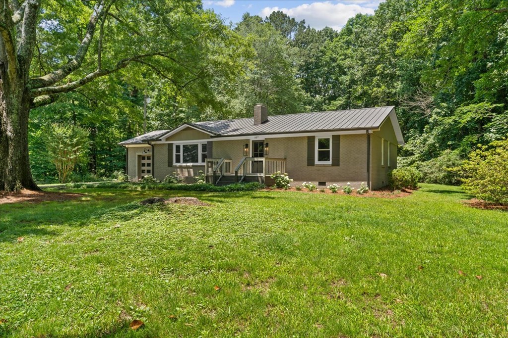 537 Beaverdale Road Northeast Dalton, GA 30721 - Photo 8 of 41 Gallery Image 8