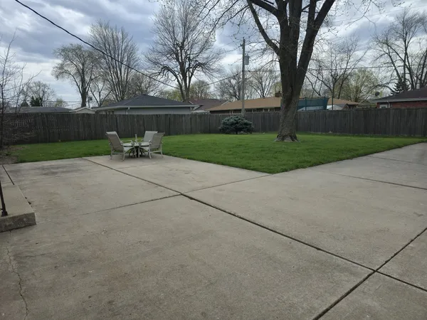 $1,750 | 517 Bethel Drive, Unit 2S, Joliet, IL 60435