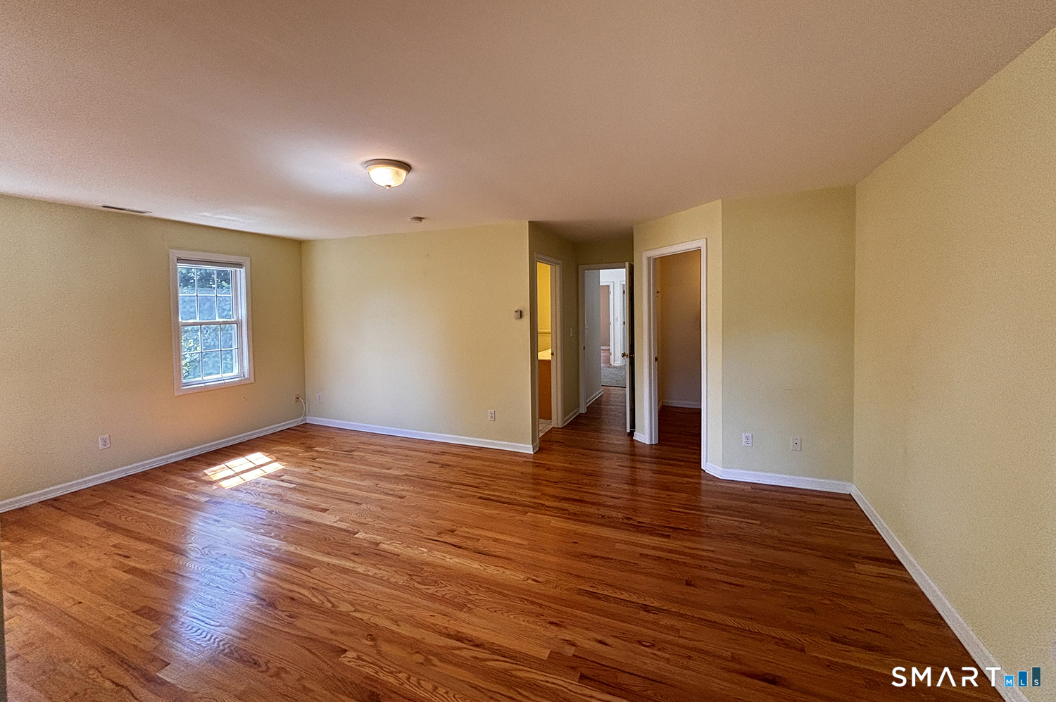405 South Pine Creek Road Fairfield, CT 06824 - Photo 13 of 22