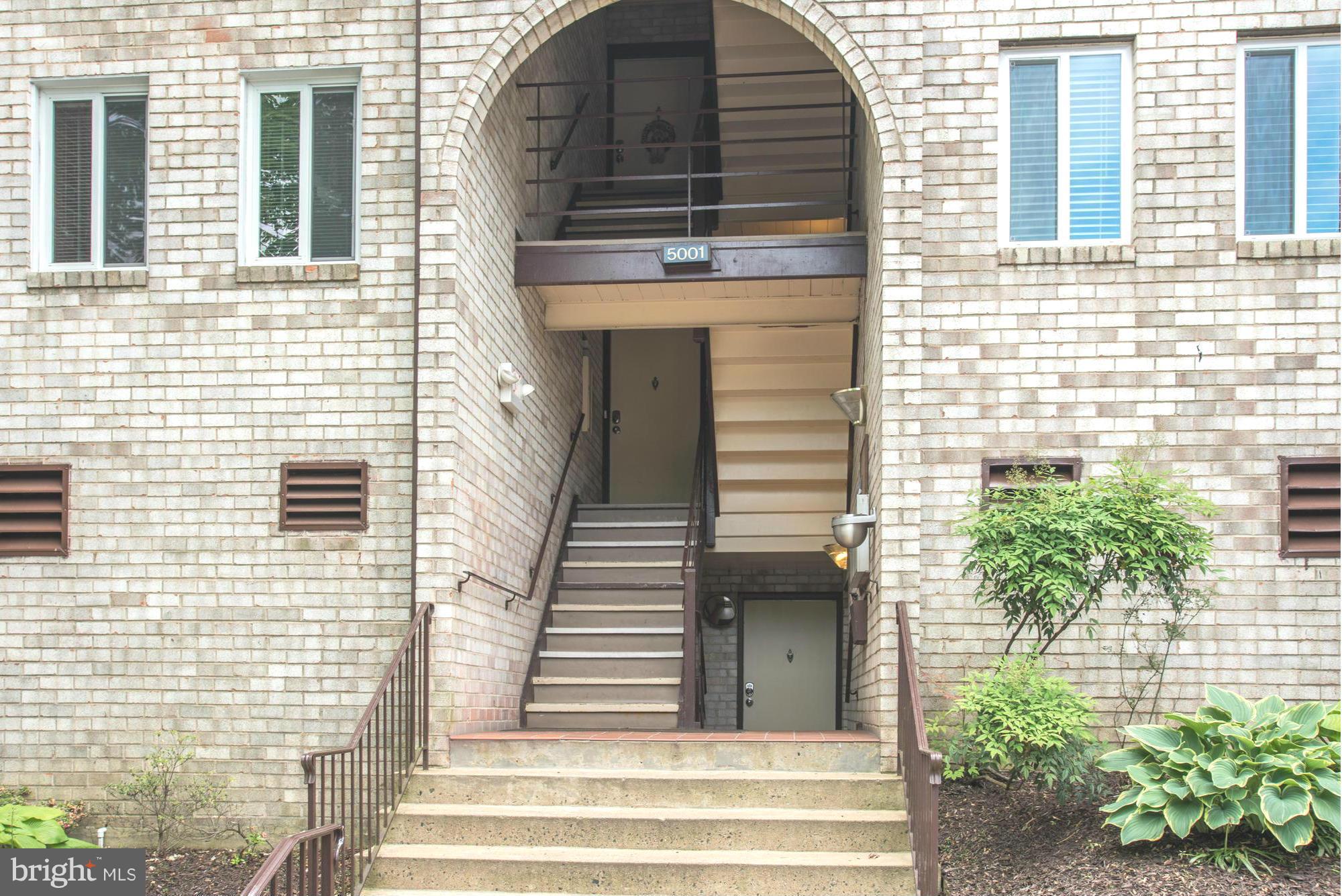 5001 7th Road South, Unit 302 Arlington, VA 22204 - Photo 3 of 30