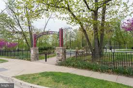 5001 7th Road South, Unit 302 Arlington, VA 22204 - Photo 26 of 30 a view of a park