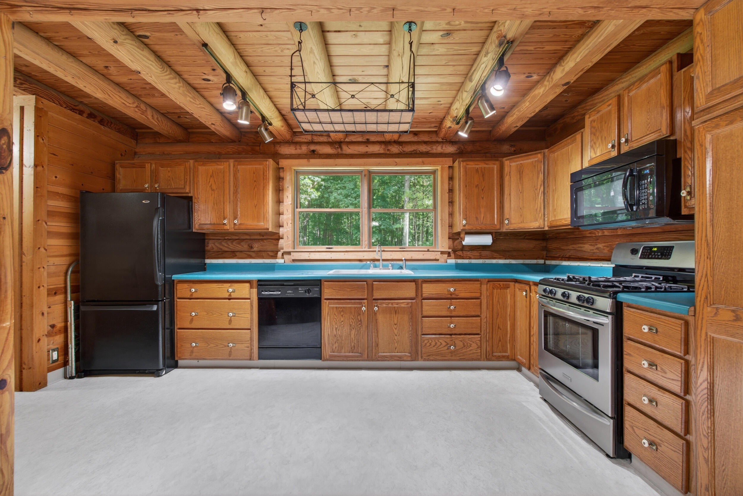 7789 Thorne Road Horton, MI 49246 - Photo 15 of 65 Kitchen