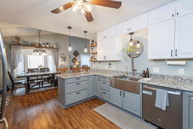 1626 Stacy Lane Fort Atkinson, WI 53538 - Photo 18 of 41 1626Stacy_17