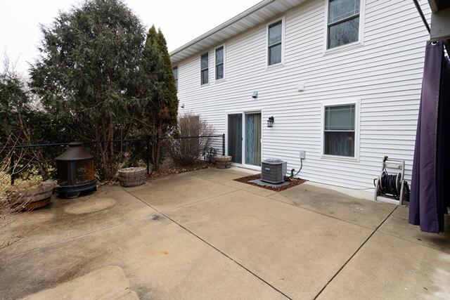 1626 Stacy Lane Fort Atkinson, WI 53538 - Photo 8 of 41 1626Stacy_08