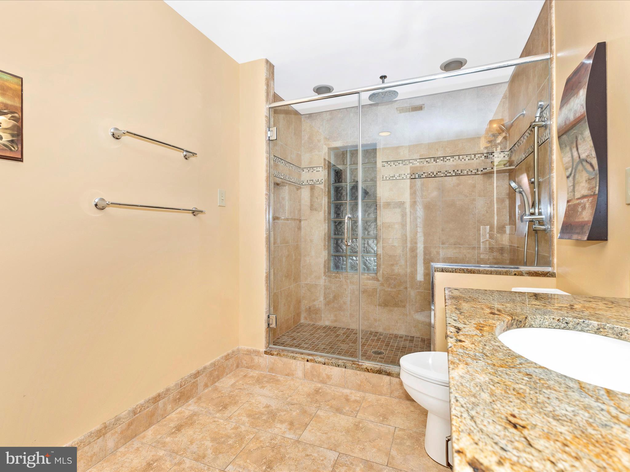 10334 Harp Road Walkersville, MD 21793 - Photo 22 of 64 Primary Bathroom