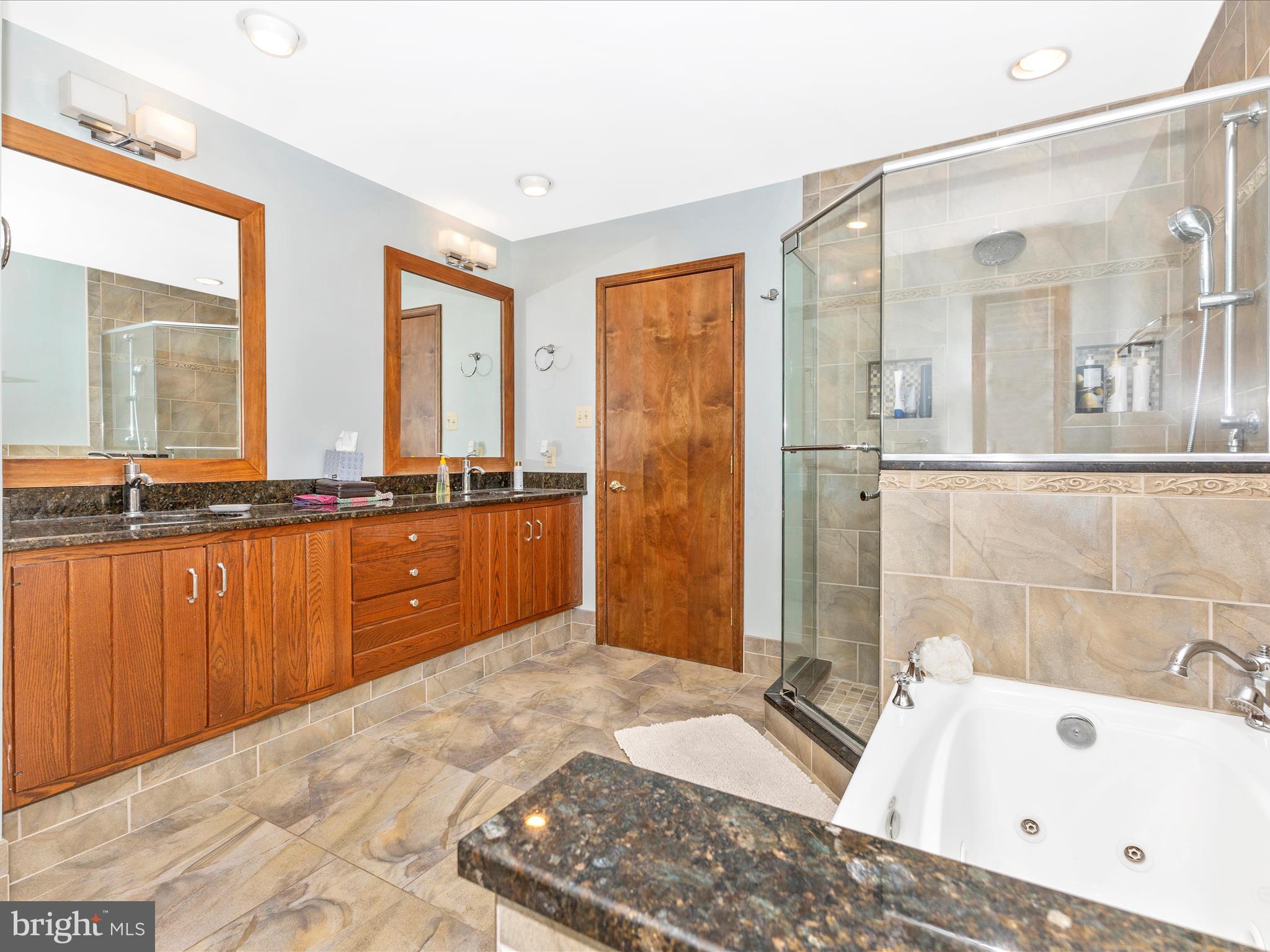 10334 Harp Road Walkersville, MD 21793 - Photo 27 of 64 Hall Bathroom