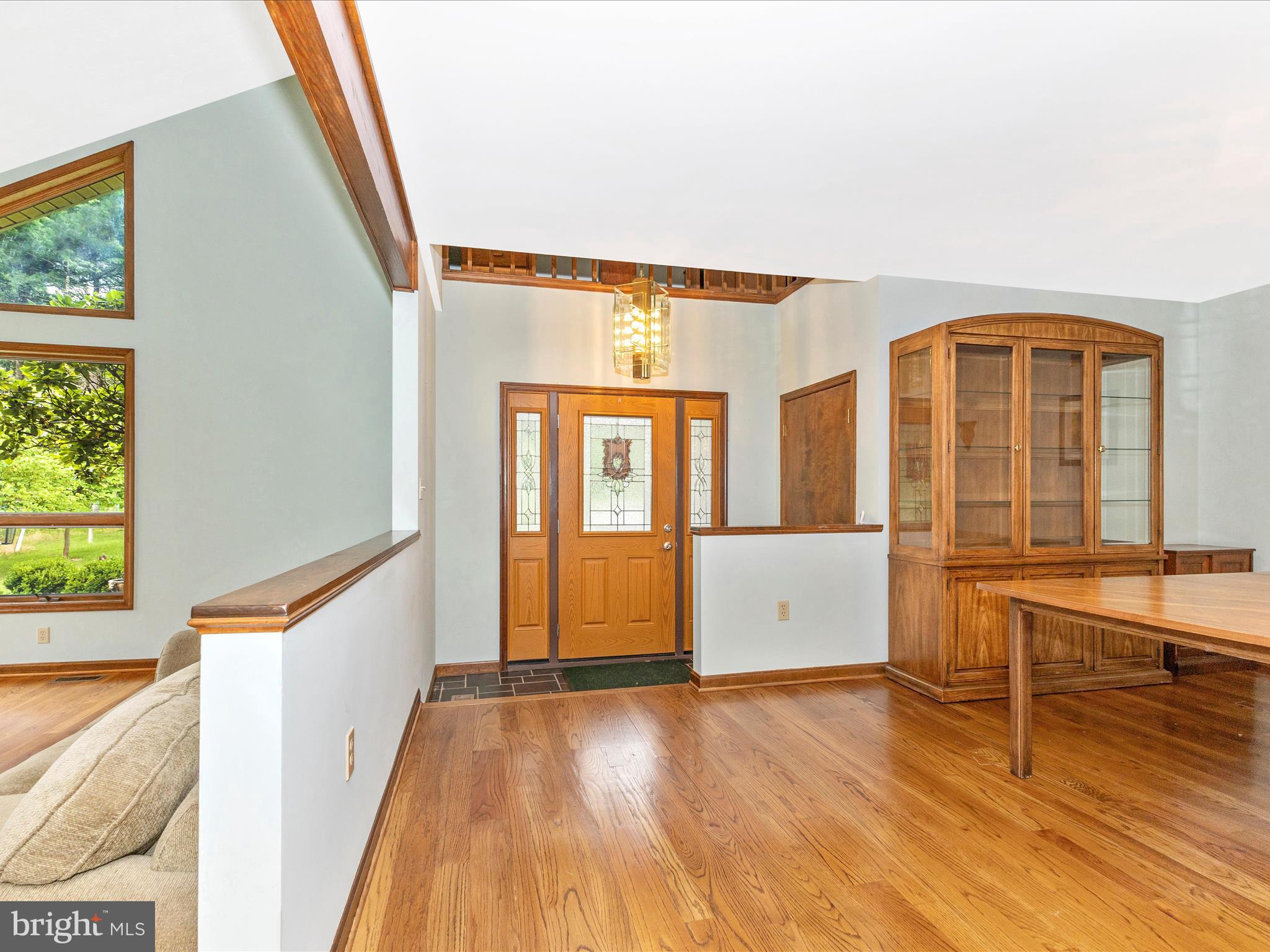 10334 Harp Road Walkersville, MD 21793 - Photo 3 of 64 Foyer