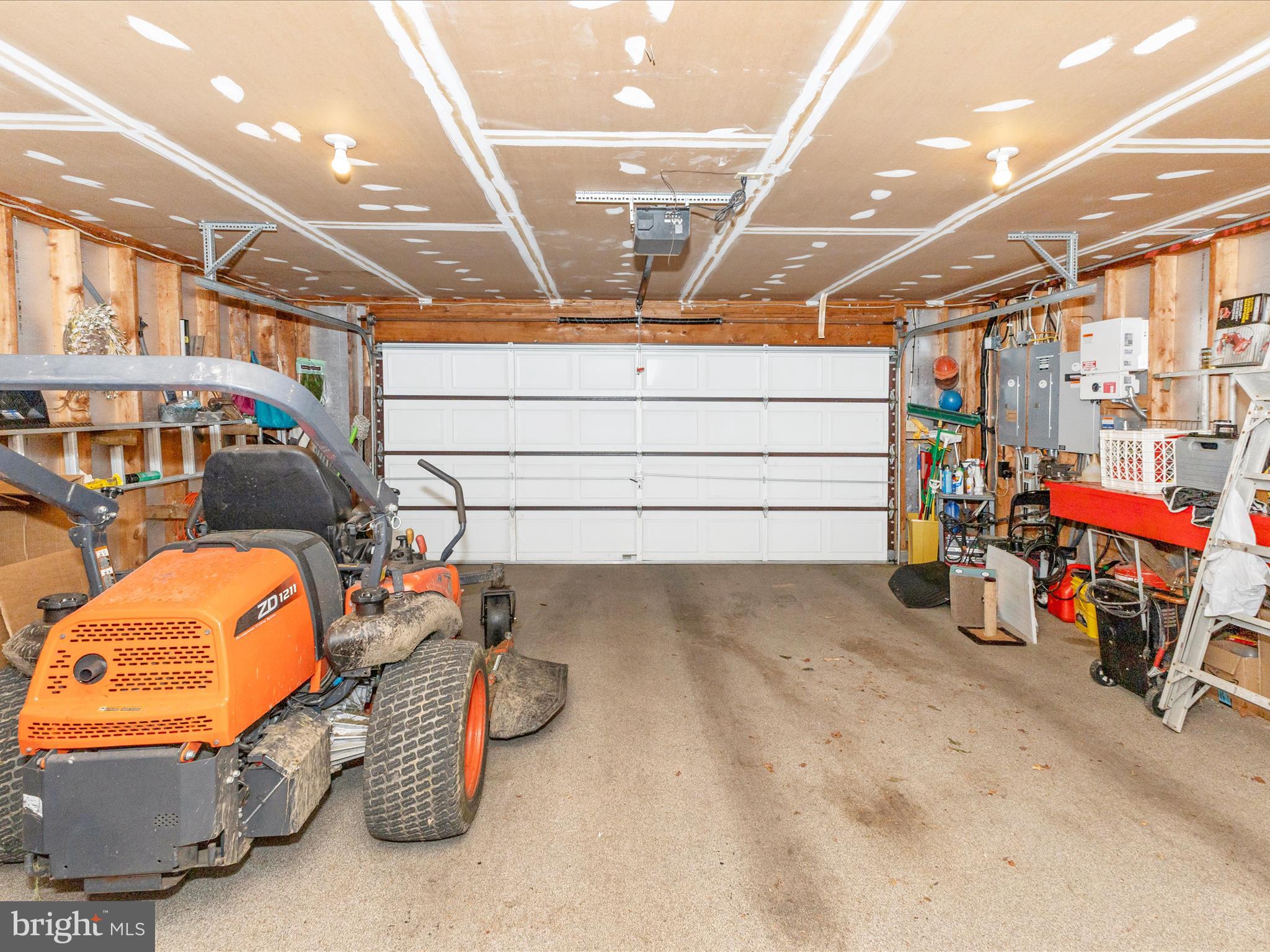 10334 Harp Road Walkersville, MD 21793 - Photo 40 of 64 Garage