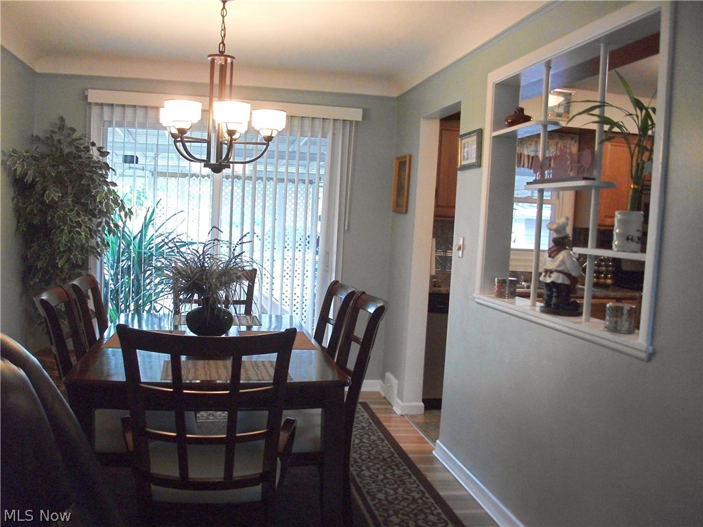 2835 Dentzler Road Parma, OH 44134 - Photo 8 of 16