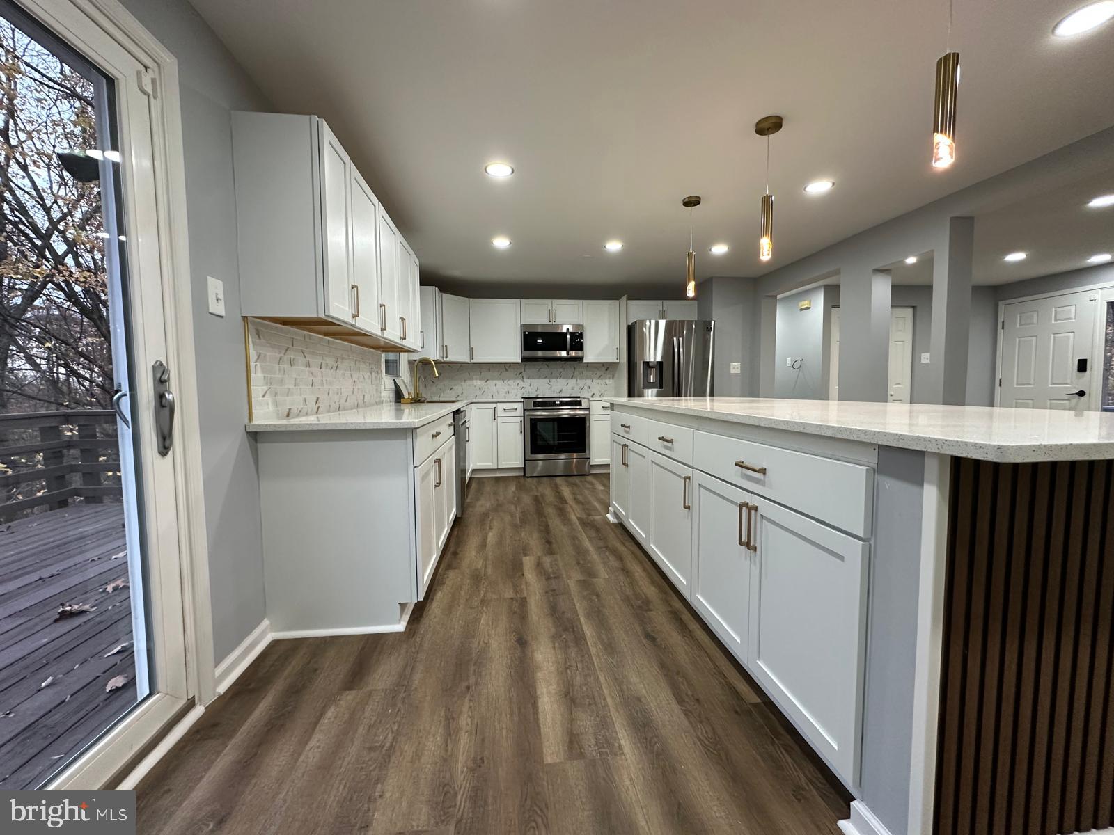 1411 Mercer Road Haymarket, VA 20169 - Photo 4 of 66