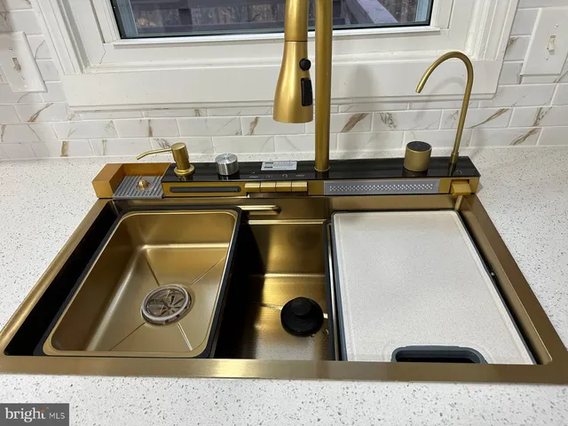 $719,900 | 1411 Mercer Road, Haymarket, VA 20169