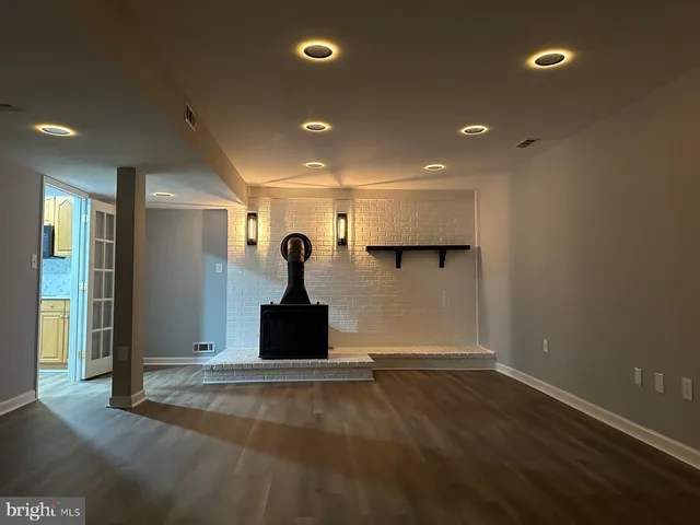 $719,900 | 1411 Mercer Road, Haymarket, VA 20169