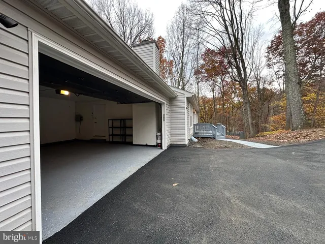 $719,900 | 1411 Mercer Road, Haymarket, VA 20169