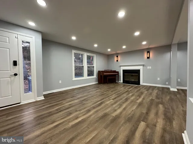 $719,900 | 1411 Mercer Road, Haymarket, VA 20169