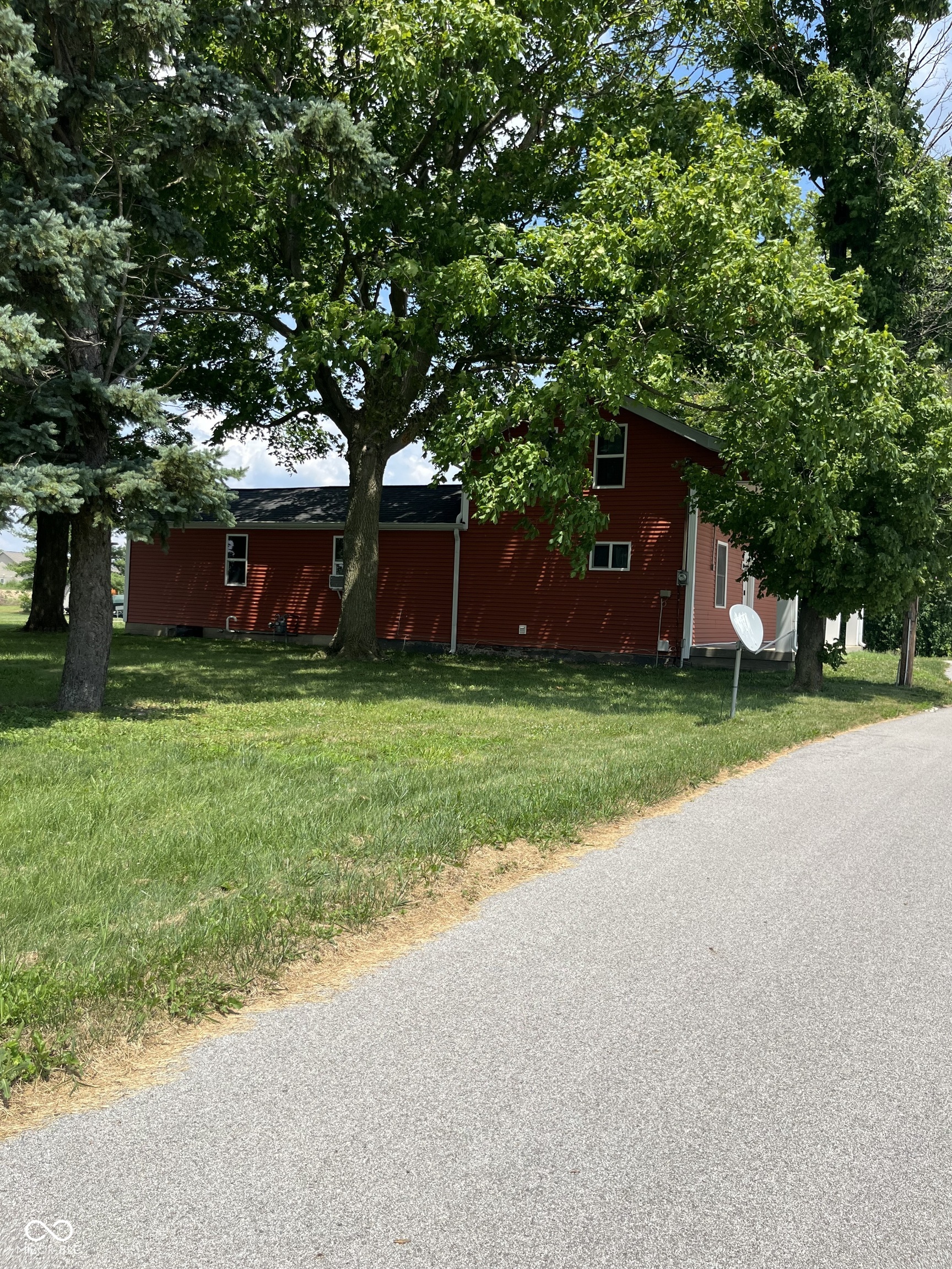 8186 East County Road 200 North Avon, IN 46123 - Photo 4 of 16