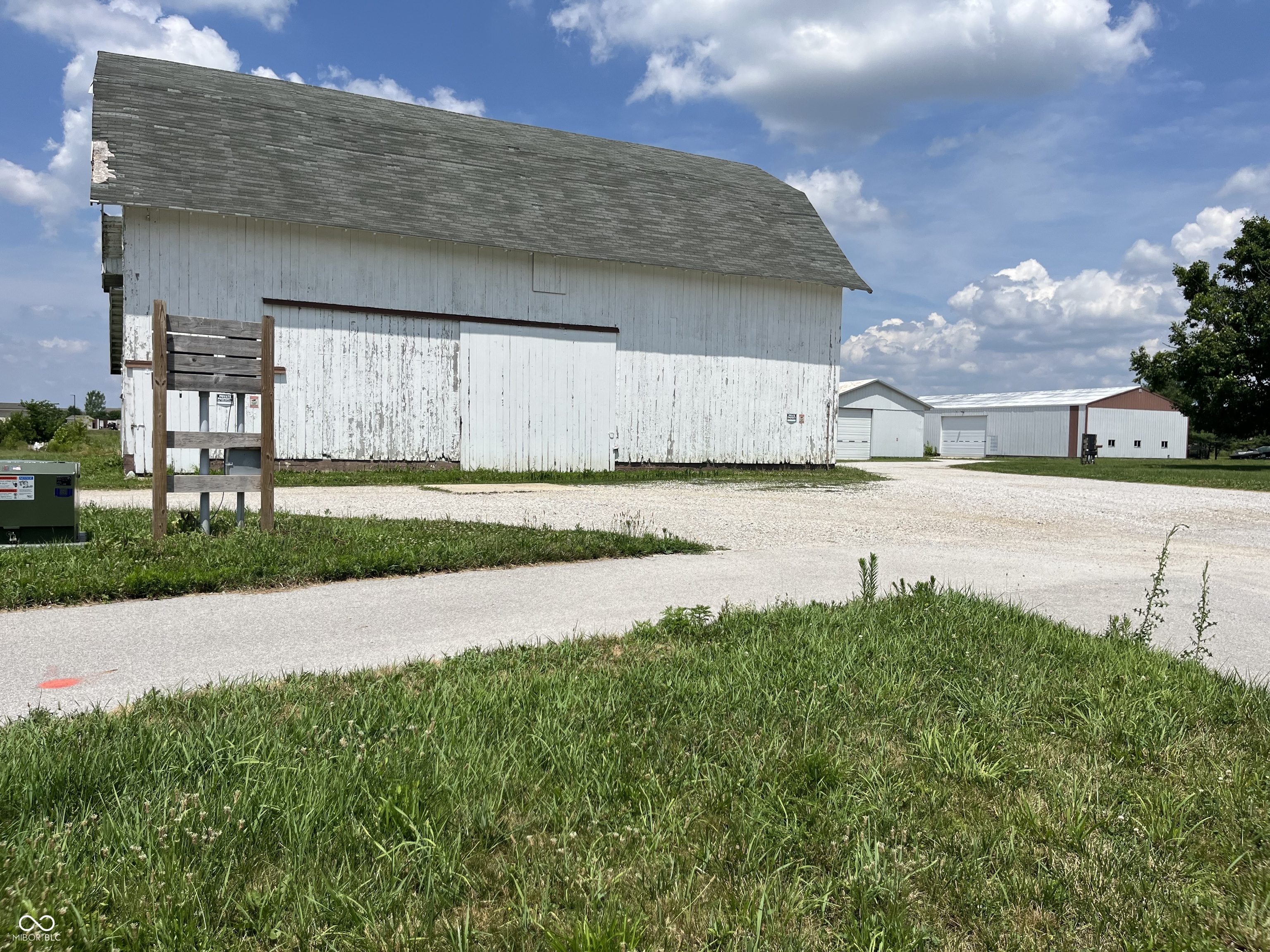 8186 East County Road 200 North Avon, IN 46123 - Photo 6 of 16