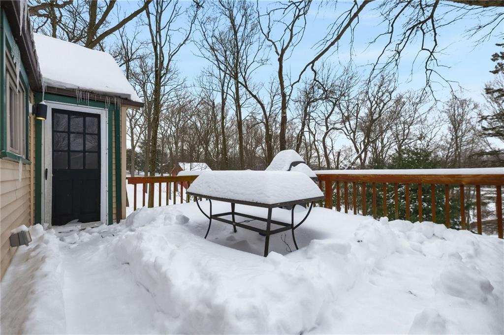 230 Neely School Road Wexford, PA 15090 - Photo 36 of 41 a view of a chairs and tables in the roof deck