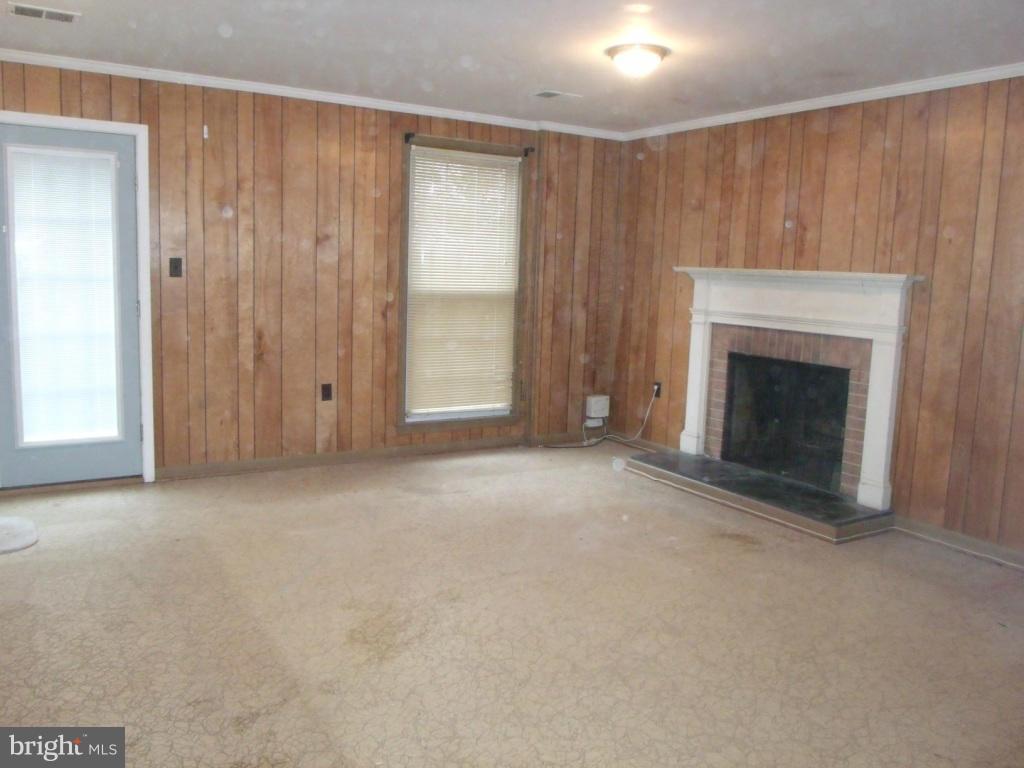 7244 Evanston Road Springfield, VA 22150 - Photo 15 of 19 Basement