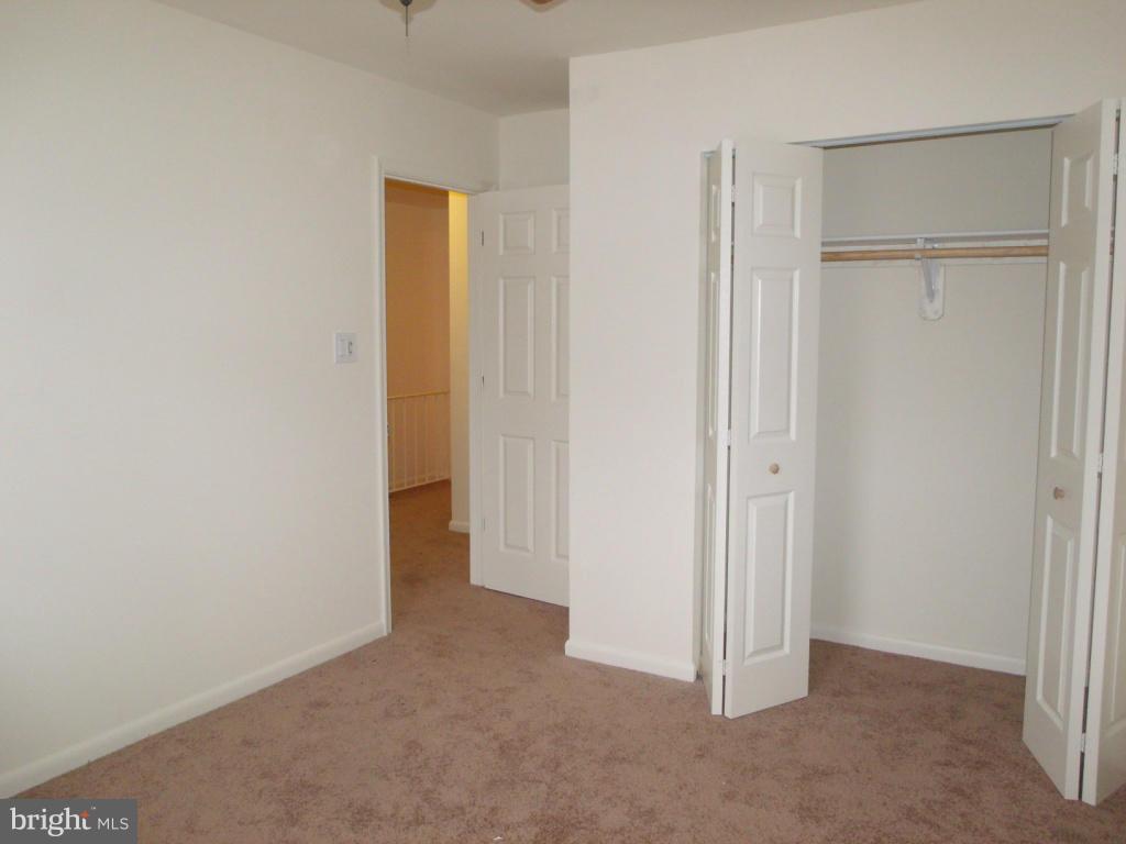 7244 Evanston Road Springfield, VA 22150 - Photo 9 of 19 Bedroom