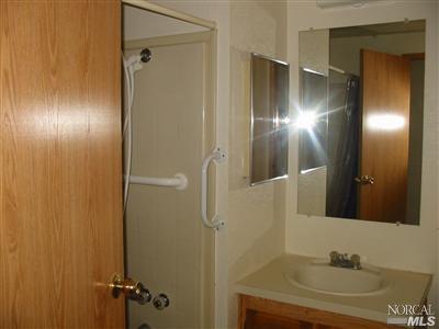 40 Rancho Verde Circle, Unit 40 Rohnert Park, CA 94928 - Photo 3 of 6 Gallery Image 3