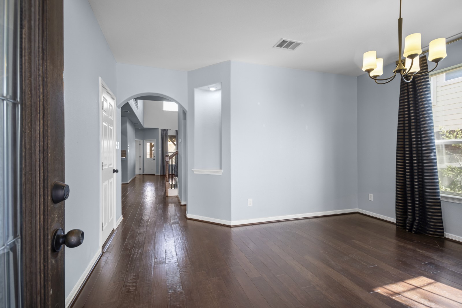 245 Razzmatazz Trail Buda, TX 78610 - Photo 4 of 40