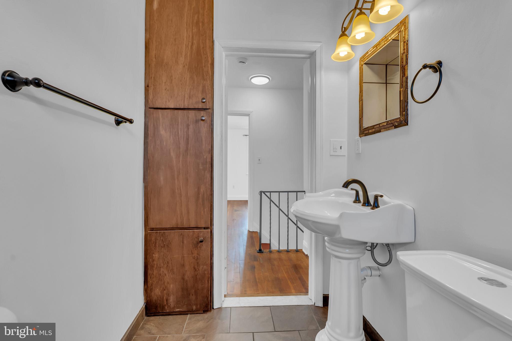 1948 Quentin Road Dundalk, MD 21222 - Photo 18 of 34